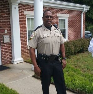 Meet your Posher, Malcolm